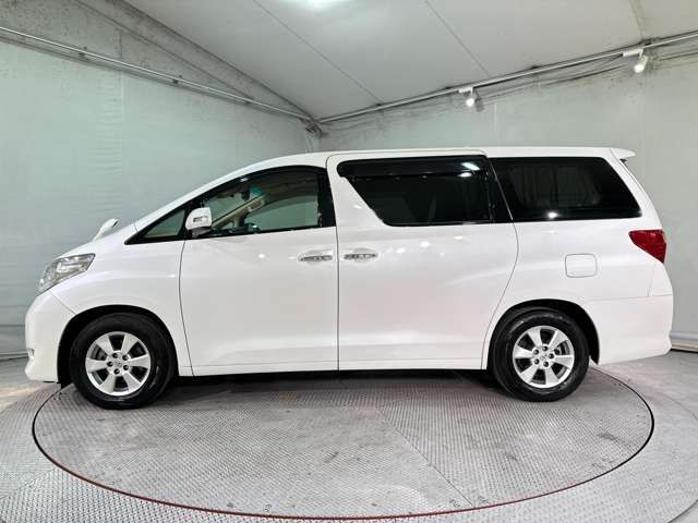 TOYOTA ALPHARD 2008