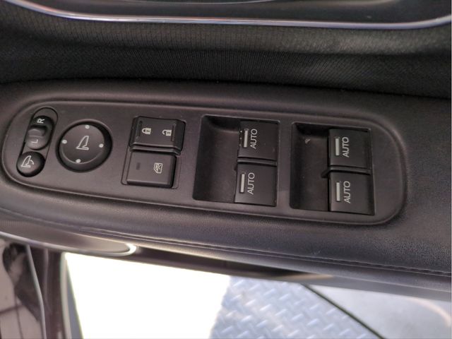 HONDA VEZEL HYBRID 2014