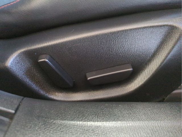 MAZDA AXELA SPORTS 2014