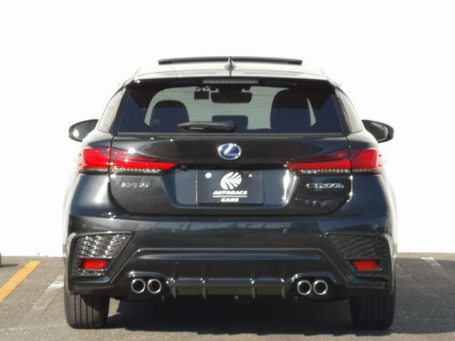 TOYOTA LEXUS CT200h 2022