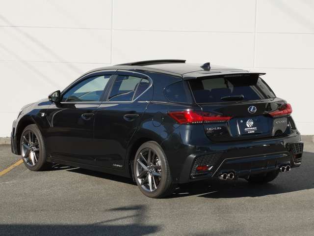 TOYOTA LEXUS CT200h 2022