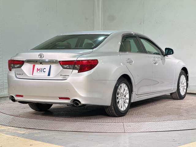 TOYOTA MARK X 2013