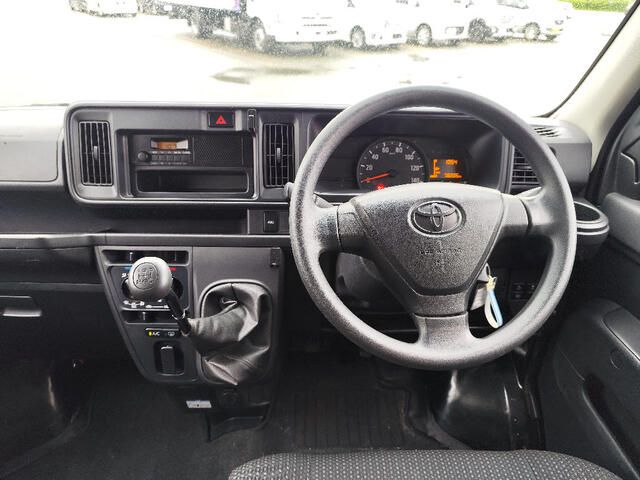 TOYOTA PIXIS van 4WD 2019