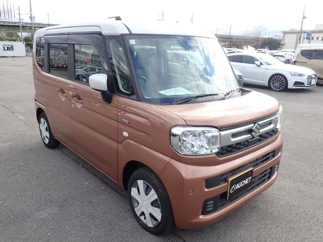 SUZUKI Spacia 4WD 2024
