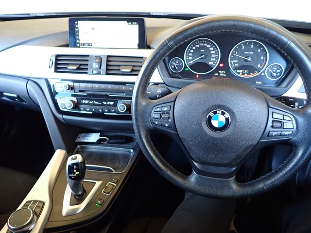 BMW BMW 3series TOURING 2018