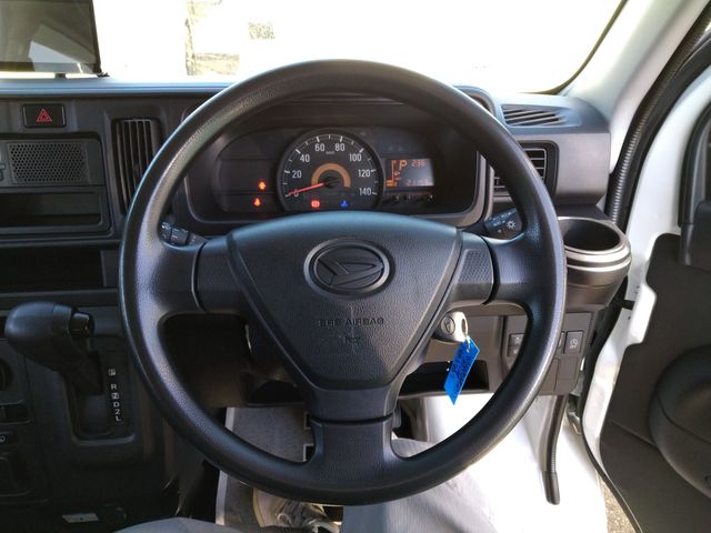 DAIHATSU HIJET CARGO 2020