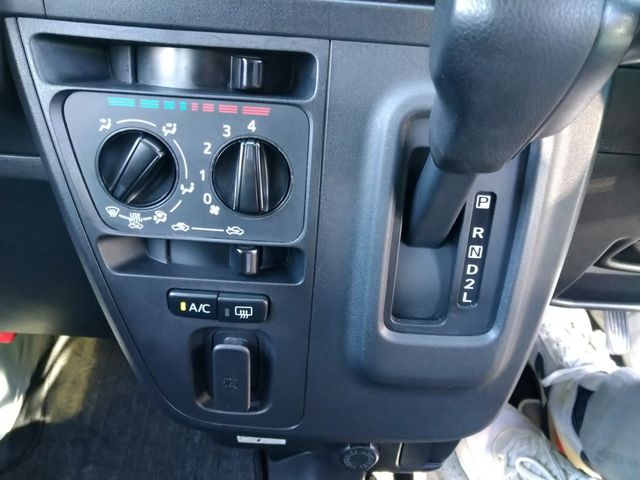 DAIHATSU HIJET CARGO 2020