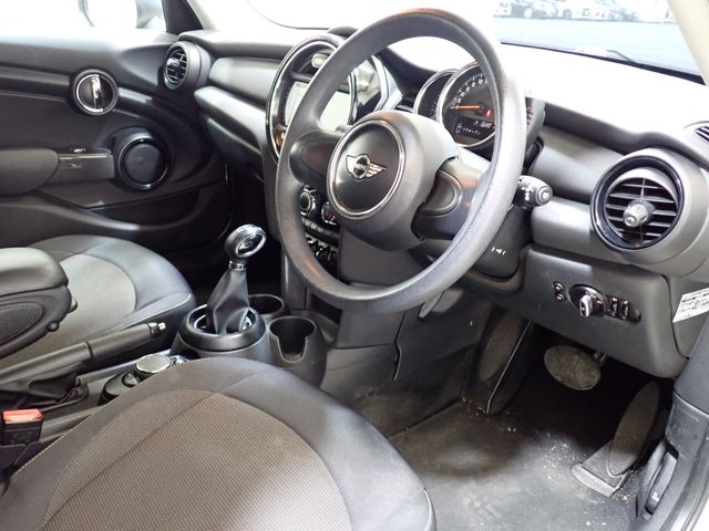 BMW BMW MINI ONE 5DOOR 2015