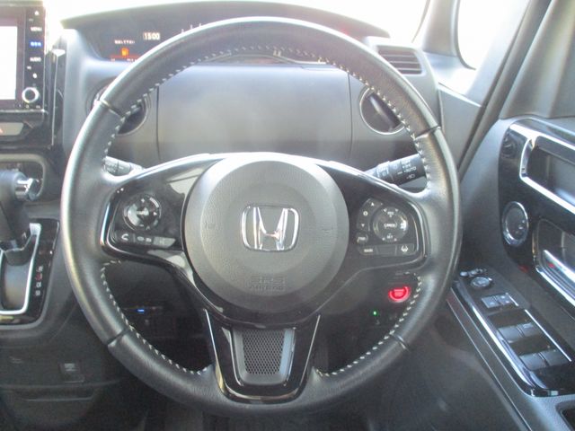 HONDA N BOX CUSTOM 2021