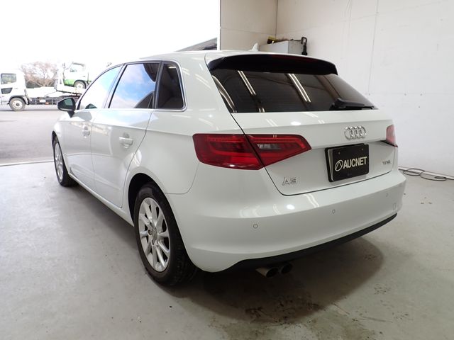 AUDI AUDI A3 SPORTBACK 2016