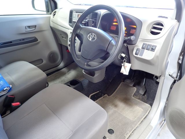 TOYOTA PIXIS EPOCH 2016