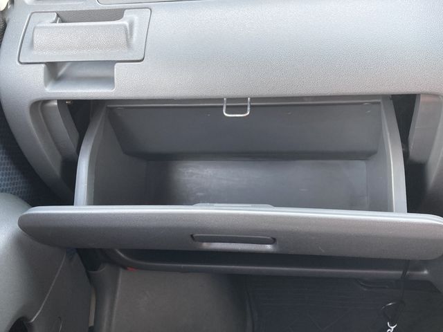 TOYOTA PIXIS van 4WD 2013