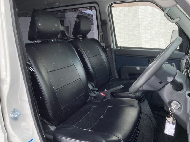 TOYOTA PIXIS van 4WD 2013