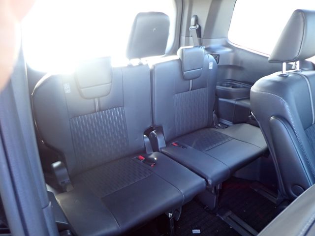 TOYOTA NOAH HYBRID 2024