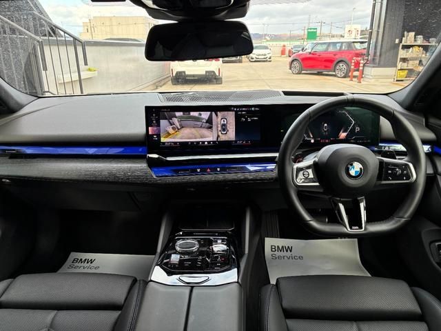 BMW BMW 5series sedan 2025