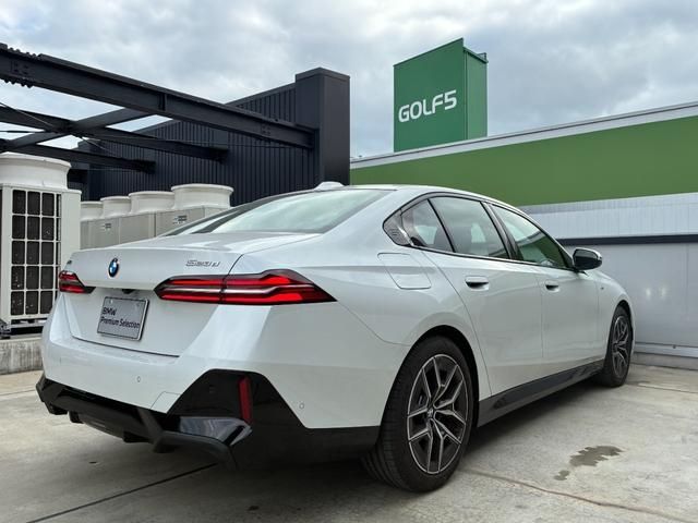 BMW BMW 5series sedan 2025