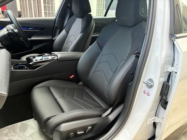 BMW BMW 5series sedan 2025