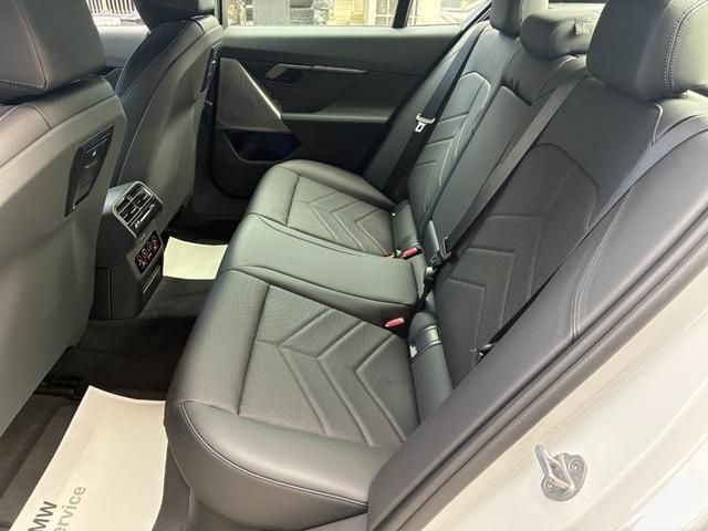 BMW BMW 5series sedan 2025