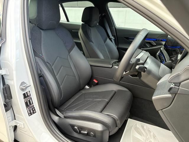 BMW BMW 5series sedan 2025