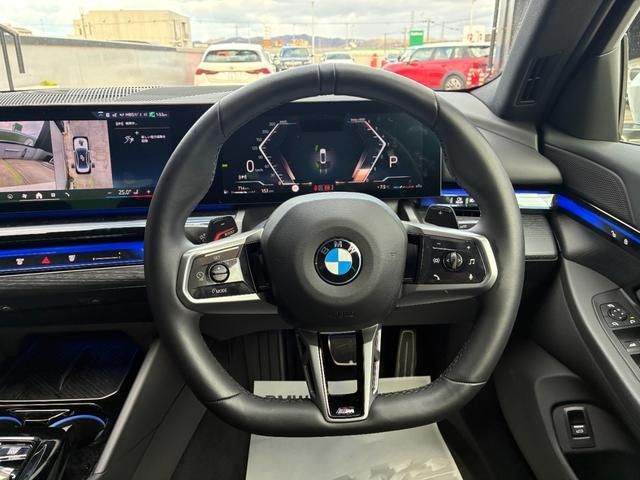 BMW BMW 5series sedan 2025