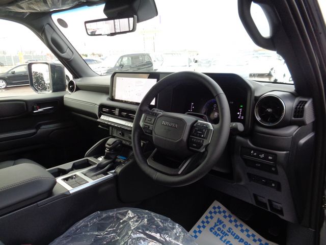 TOYOTA LANDCRUISER 250 2025