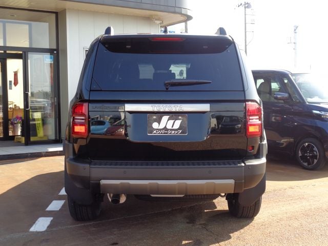 TOYOTA LANDCRUISER 250 2025