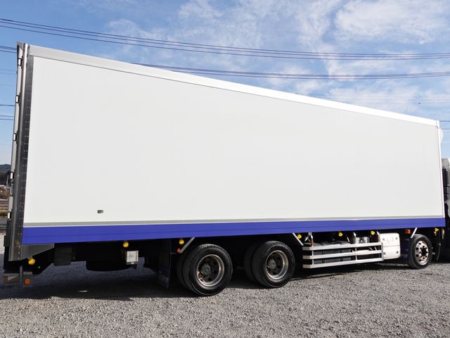 NISSAN DIESEL Quon 2018