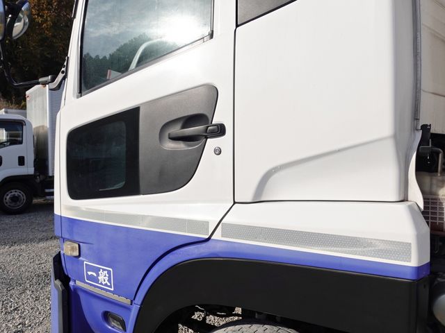 NISSAN DIESEL Quon 2018