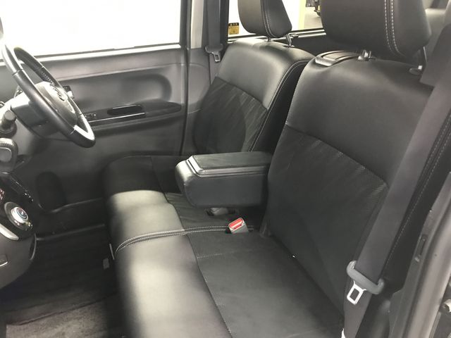 DAIHATSU TANTO CUSTOM 4WD 2018