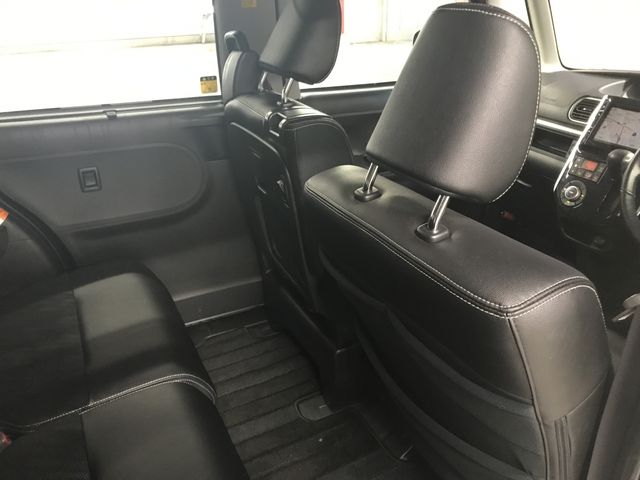 DAIHATSU TANTO CUSTOM 4WD 2018