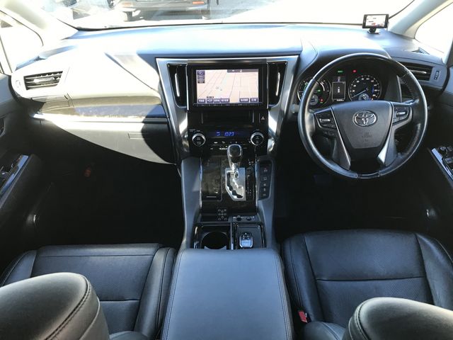 TOYOTA VELLFIRE  HYBRID 4WD 2015