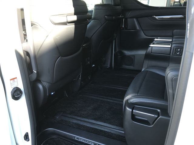 TOYOTA VELLFIRE  HYBRID 4WD 2015