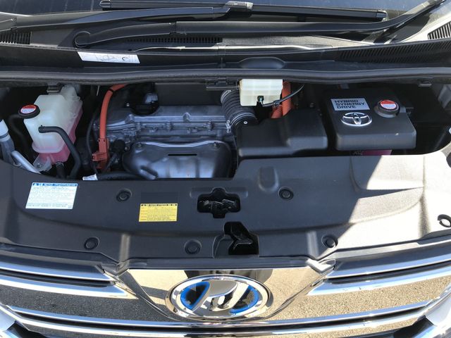 TOYOTA VELLFIRE  HYBRID 4WD 2015