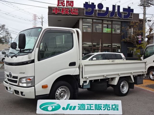 TOYOTA DYNA 2016