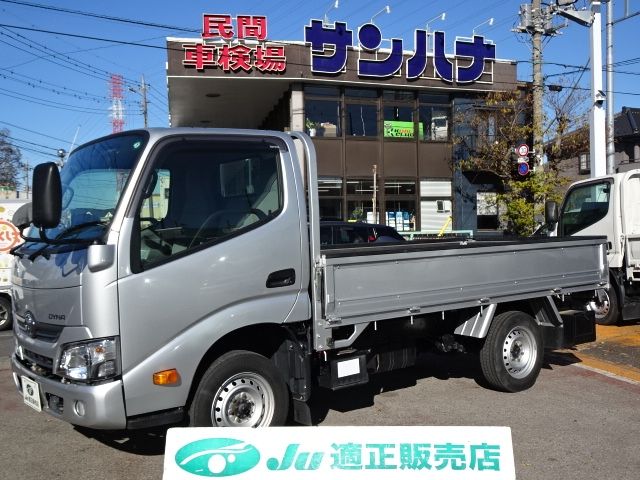 TOYOTA DYNA 2018
