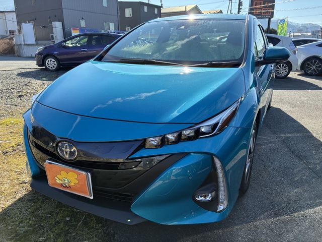 TOYOTA PRIUS PHV 2020