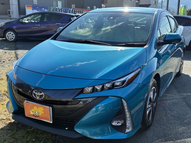 TOYOTA PRIUS PHV 2020