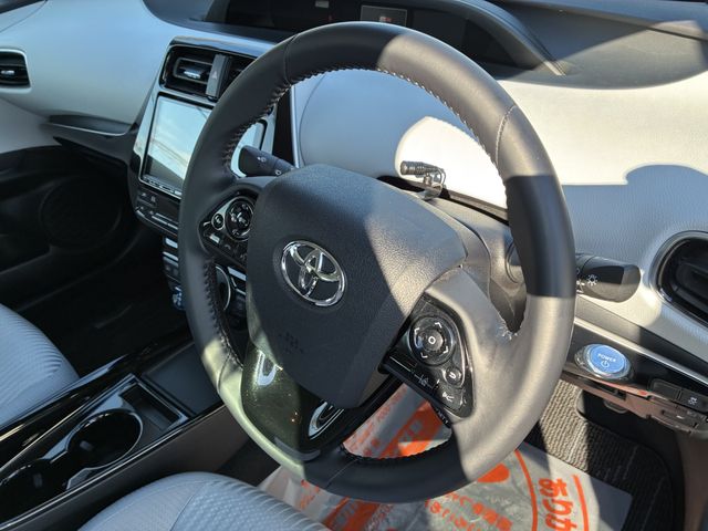 TOYOTA PRIUS PHV 2020