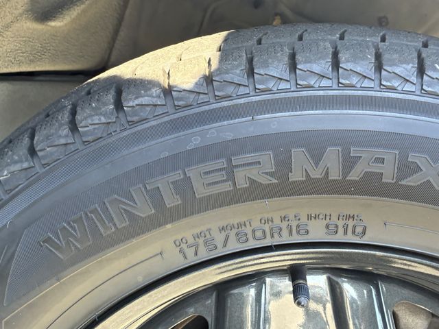 SUZUKI JIMNY 4WD 2010