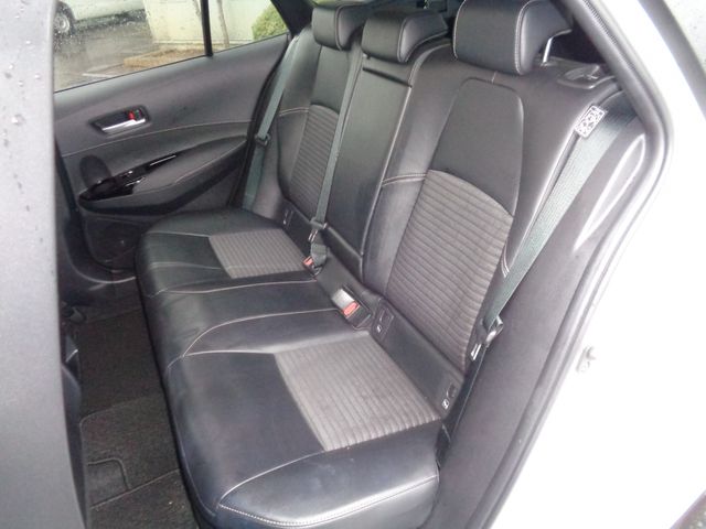 TOYOTA COROLLA TOURING HYBRID 4WD 2020