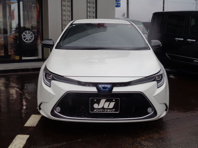 TOYOTA COROLLA TOURING HYBRID 4WD 2020