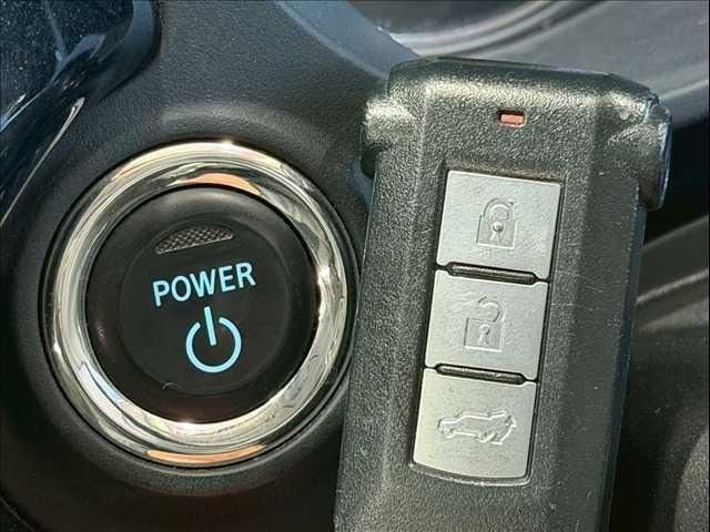 MITSUBISHI OUTLANDER PHEV 2015