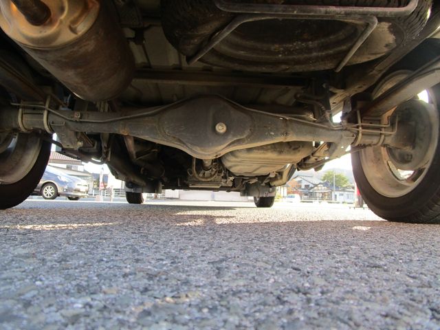 SUZUKI CARRY truck 2009