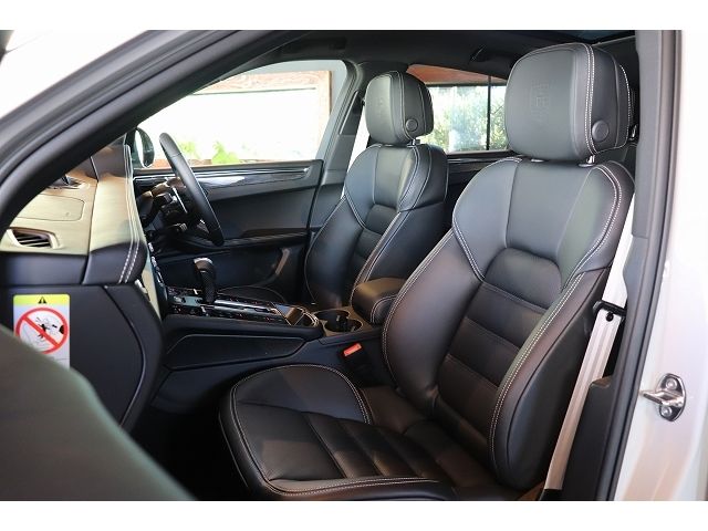 PORSCHE PORSCHE Macan 2025