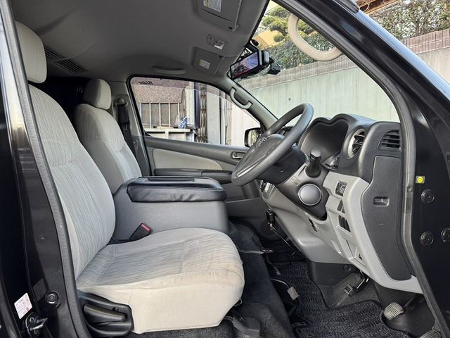 NISSAN NV350 CARAVAN WAGON 2019