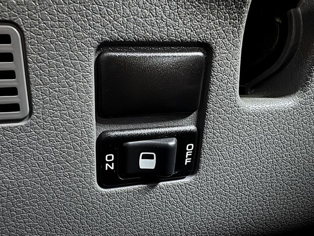 NISSAN NV350 CARAVAN WAGON 2019