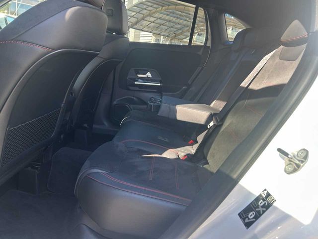 MERCEDES BENZ MERCEDES BENZ GLA class 2021