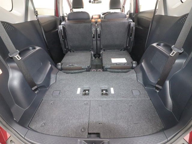 TOYOTA SIENTA HYBRID 2020