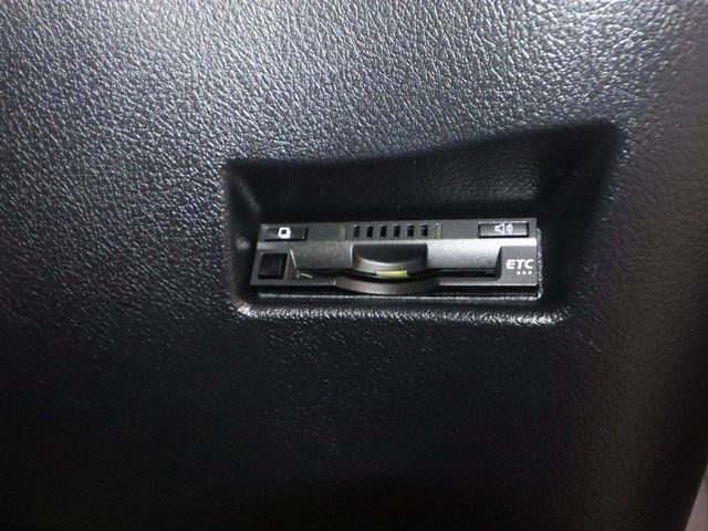 TOYOTA SIENTA HYBRID 2020