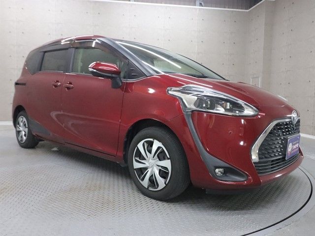 TOYOTA SIENTA HYBRID 2020